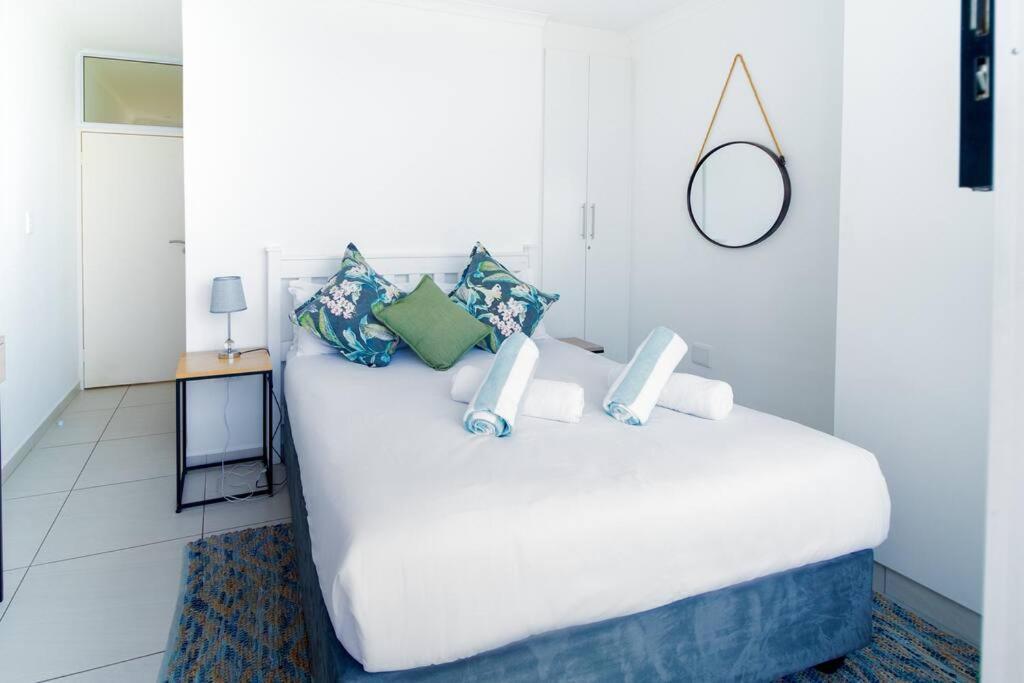 Apartment Stunning Mallorca By The Sea